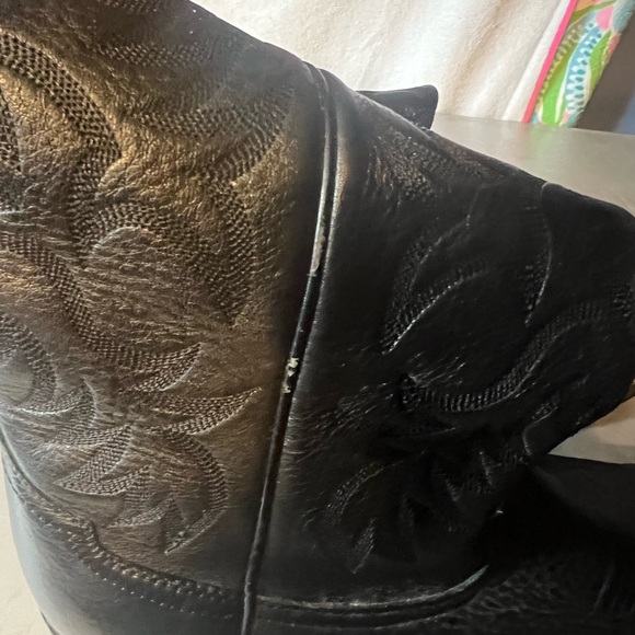 Ariat | Black Leather Cowboy Boots - Men’s - Picture 8 of 11